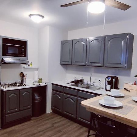 Bonito Departamento Remodelado Tranquilo Y Centrico Appartement Ciudad Juárez Buitenkant foto